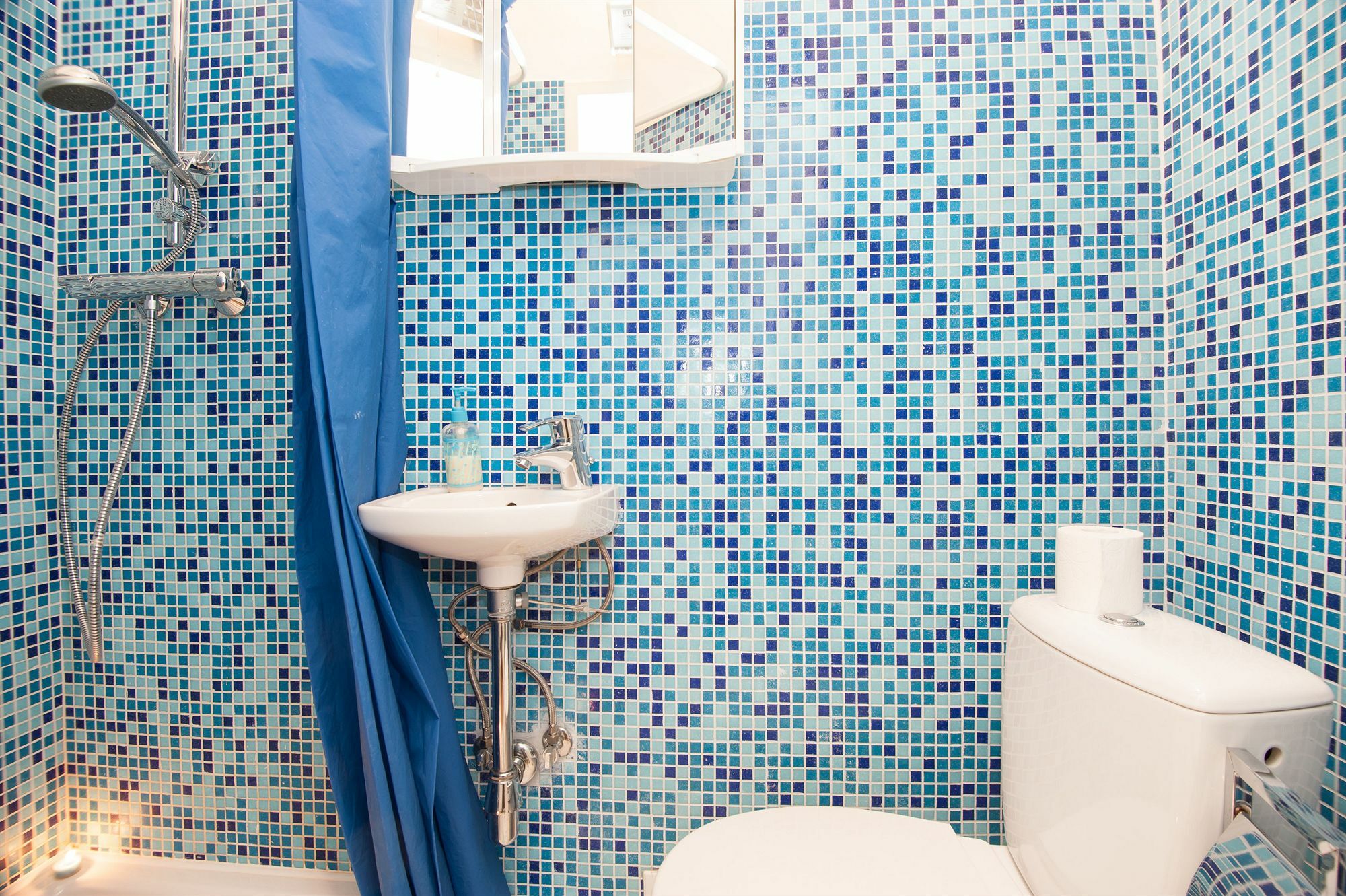 Royal Resort Apartments Westbahnhof Виена Екстериор снимка