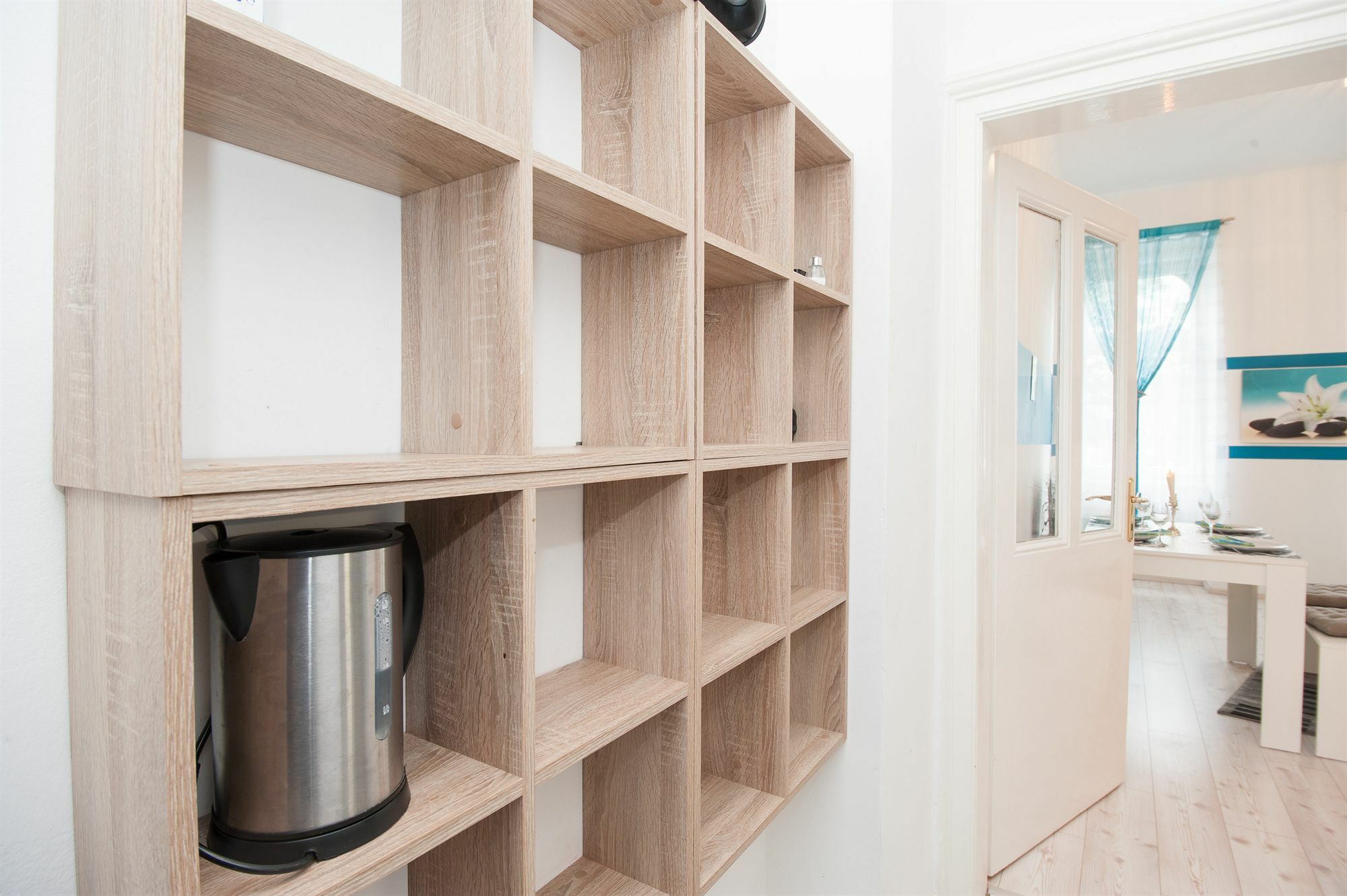 Royal Resort Apartments Westbahnhof Виена Екстериор снимка