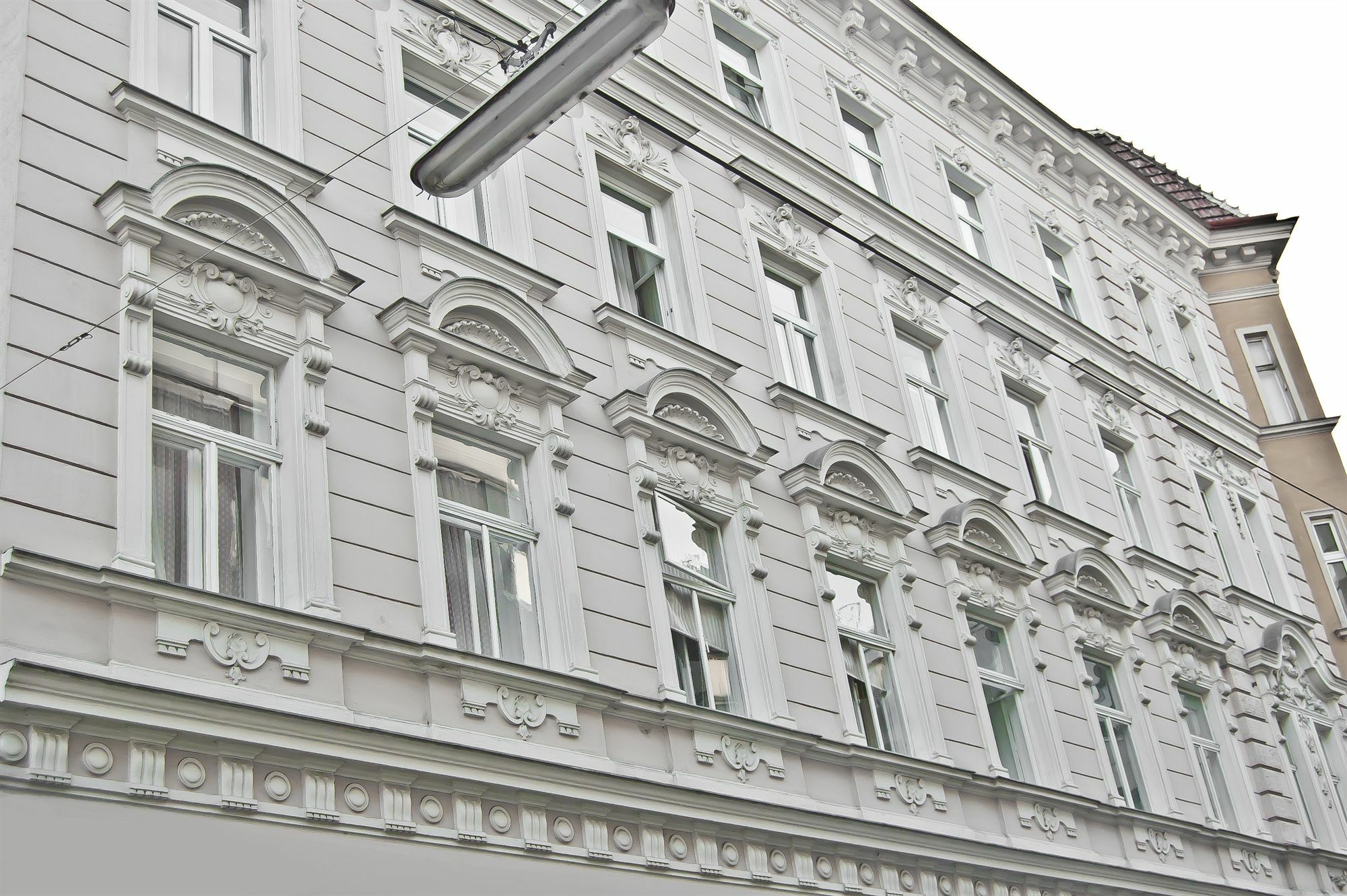 Royal Resort Apartments Westbahnhof Виена Екстериор снимка