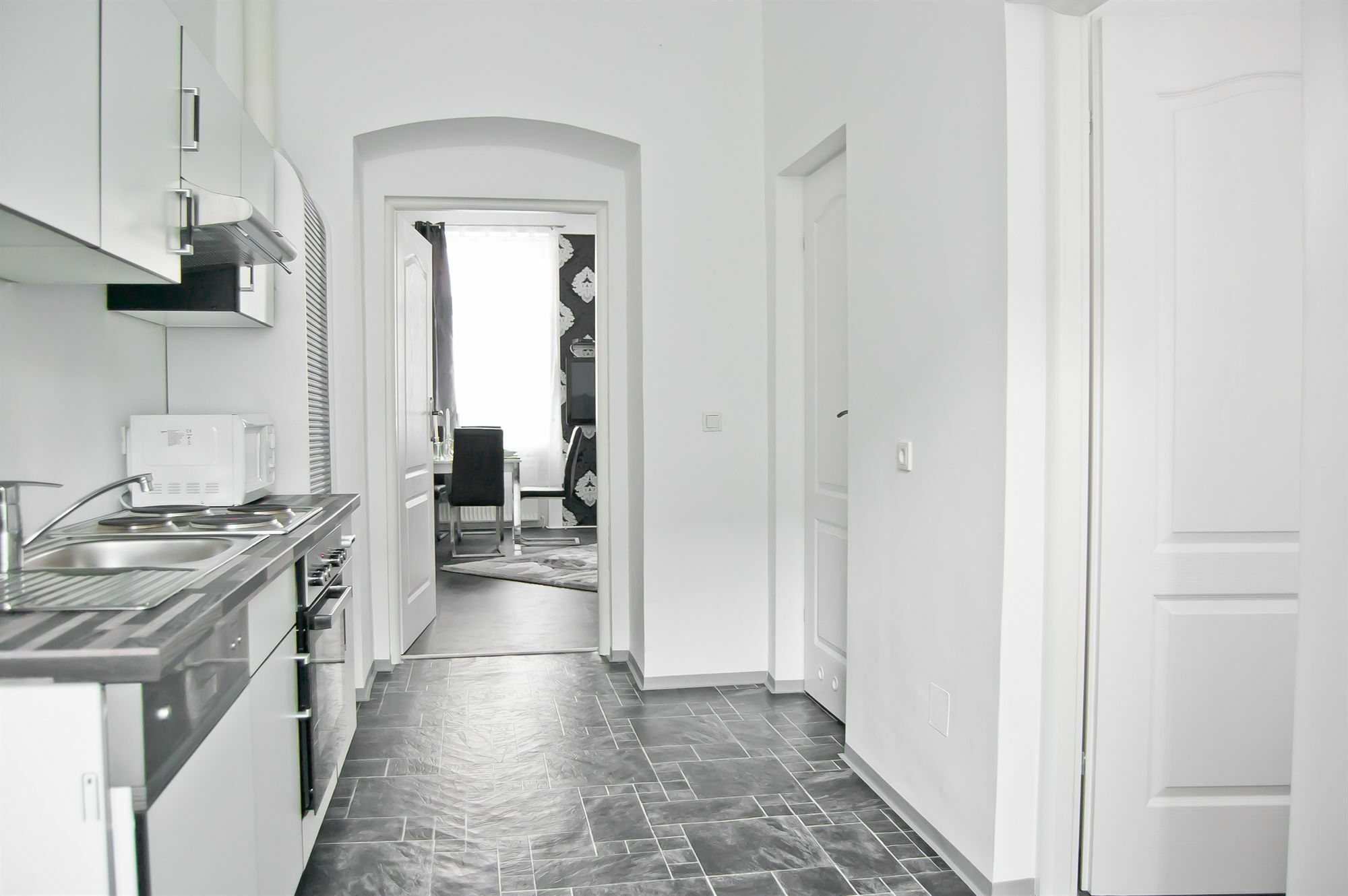 Royal Resort Apartments Westbahnhof Виена Екстериор снимка